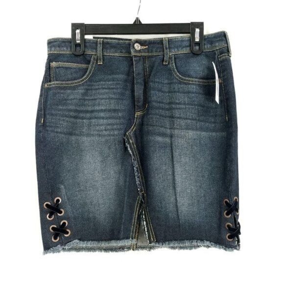 Jessica Simpson Denim Skirt Mini Adorn High Rise Waist Women Sz 29 NEW Dark Wash - Picture 2 of 10